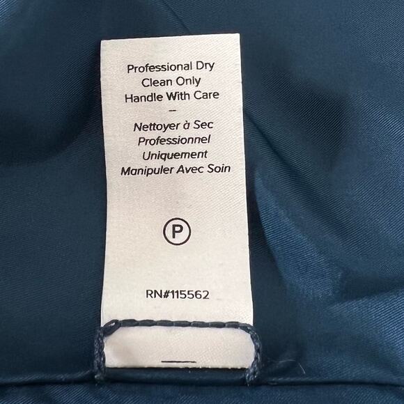 $695 Cinq á Sept Cheyenne Rhinestone Embellished Blazer - Picture 14 of 15